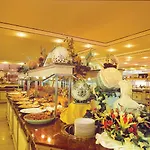 מלון Acg Palace
