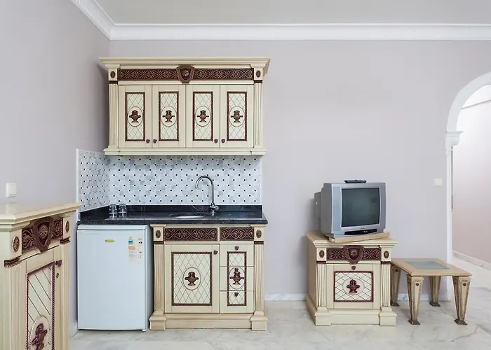 Hotell Acg Palace 5*